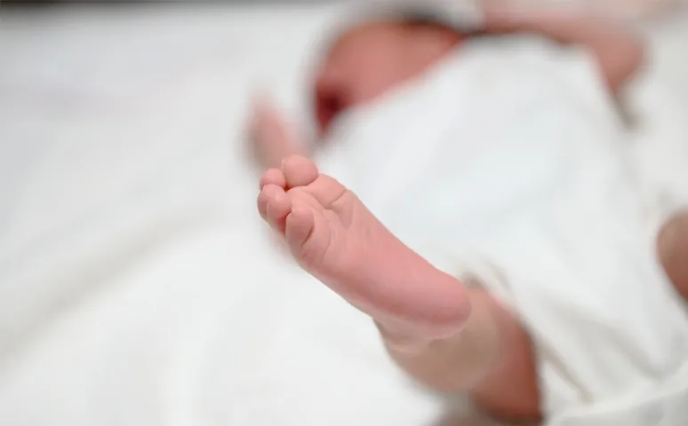 未熟児養育医療給付制度