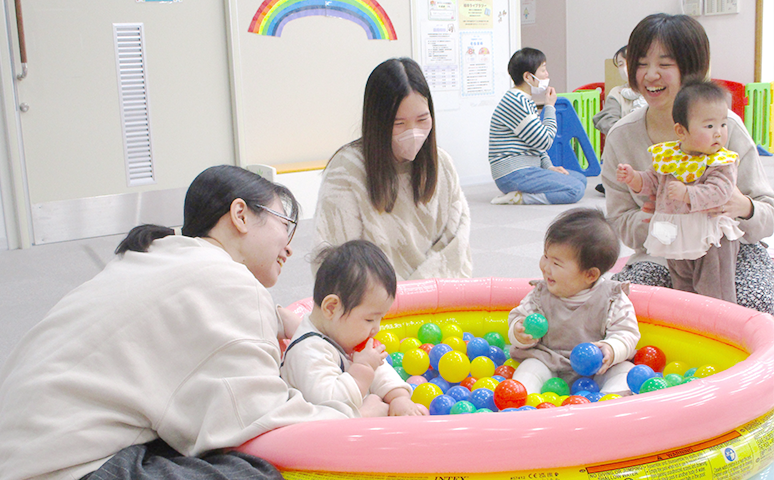 れいわ子ども情報センター<br>（すこやか交流プラザ）